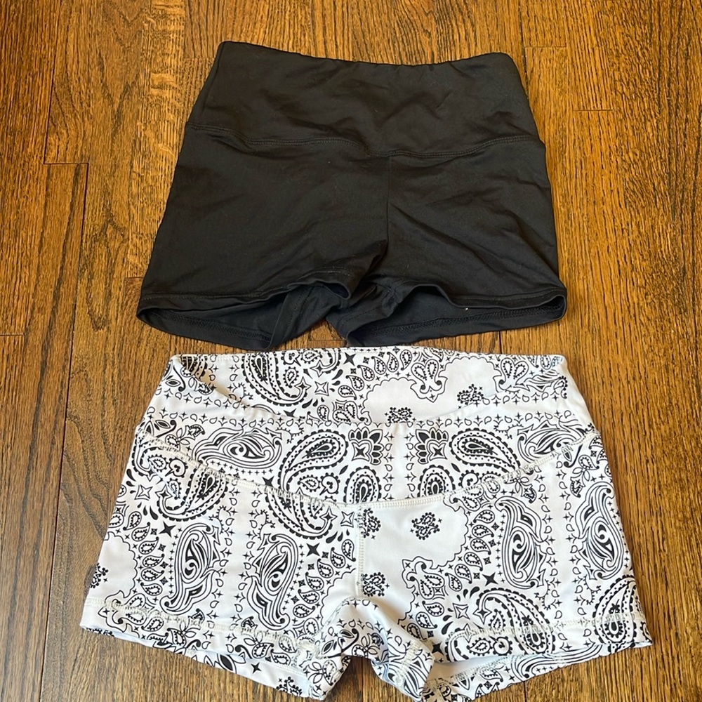 Vull Sport Booty Shorts